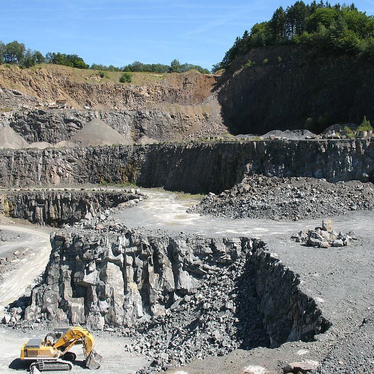 Mineralien aus dem Steinbruch Trauvetter nähe Steinperf Hessen