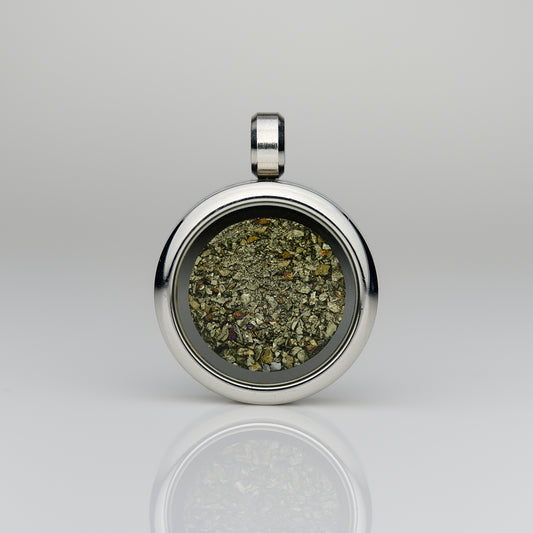 Glasmedaillon Chalkopyrit