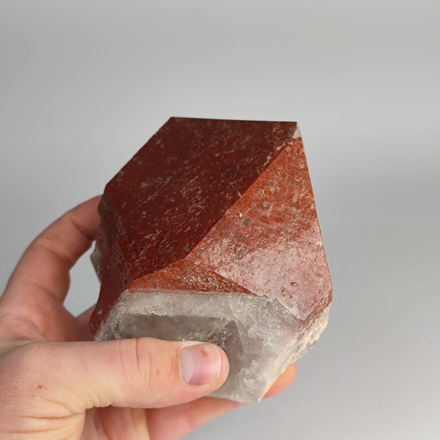 Hämatit phantom Quarz Spitze Anschliff