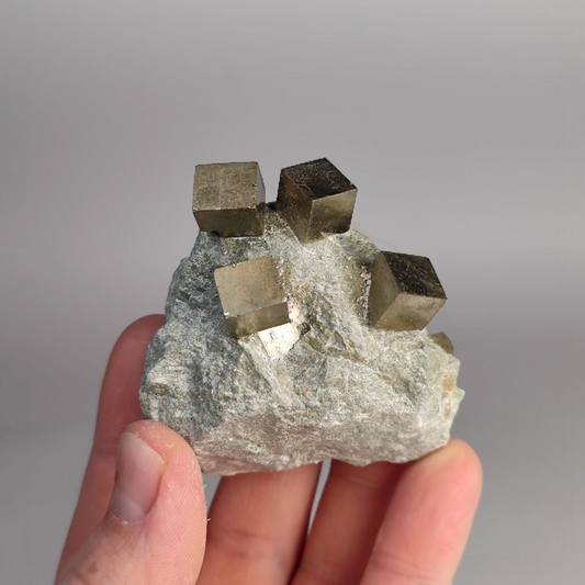 Verschiedene Pyrit Stufen Navajun Spanien