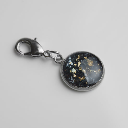 Elba Hämatit mit 24k Blattgold Charm Wechselanhänger