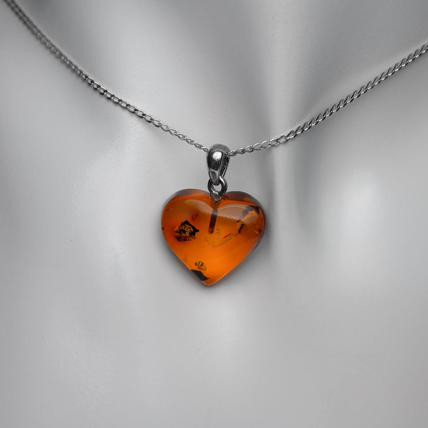 Bernstein Herz Anhänger mit 925 Silber Stiftöse