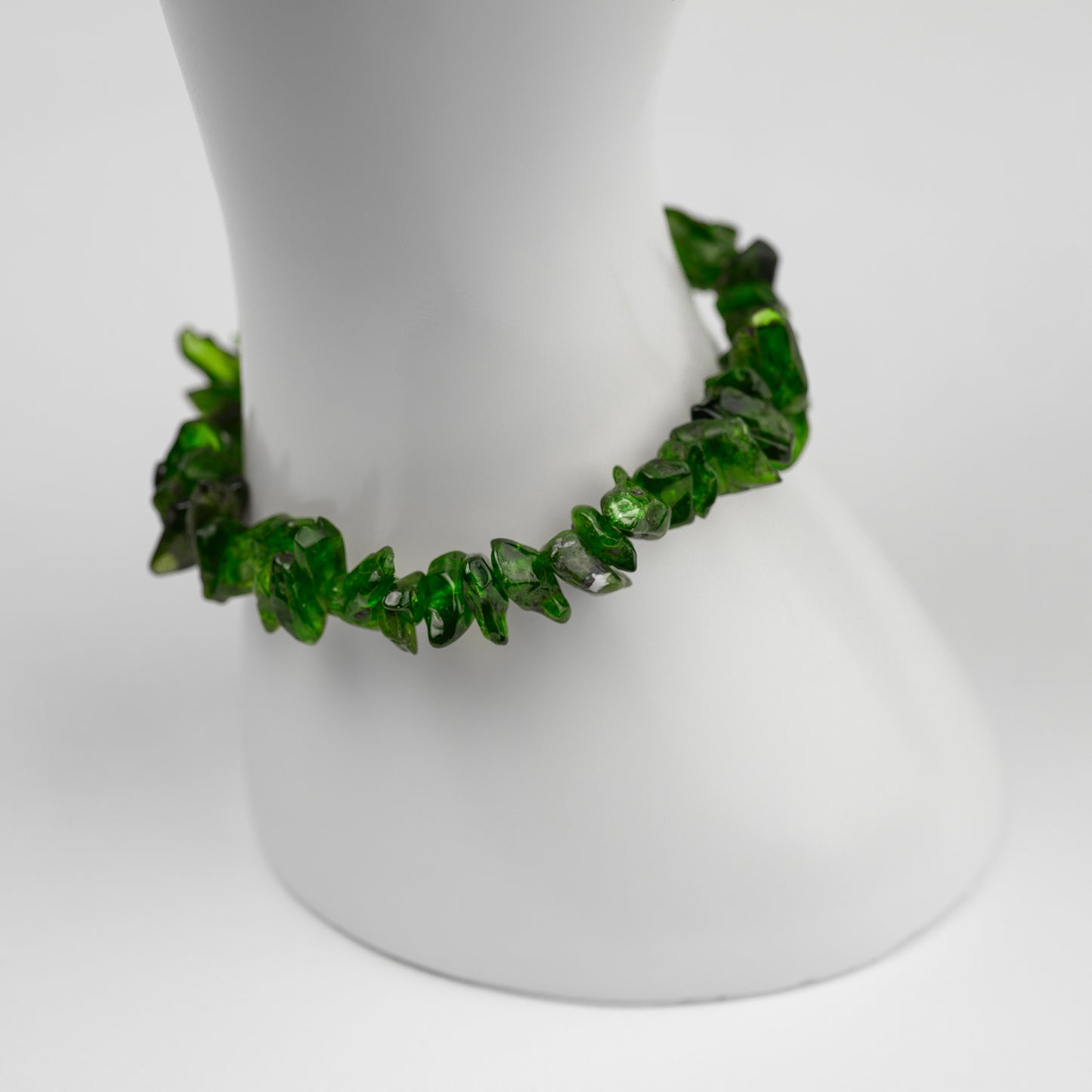 Verschiedene Edelstein Spiltter Armbänder