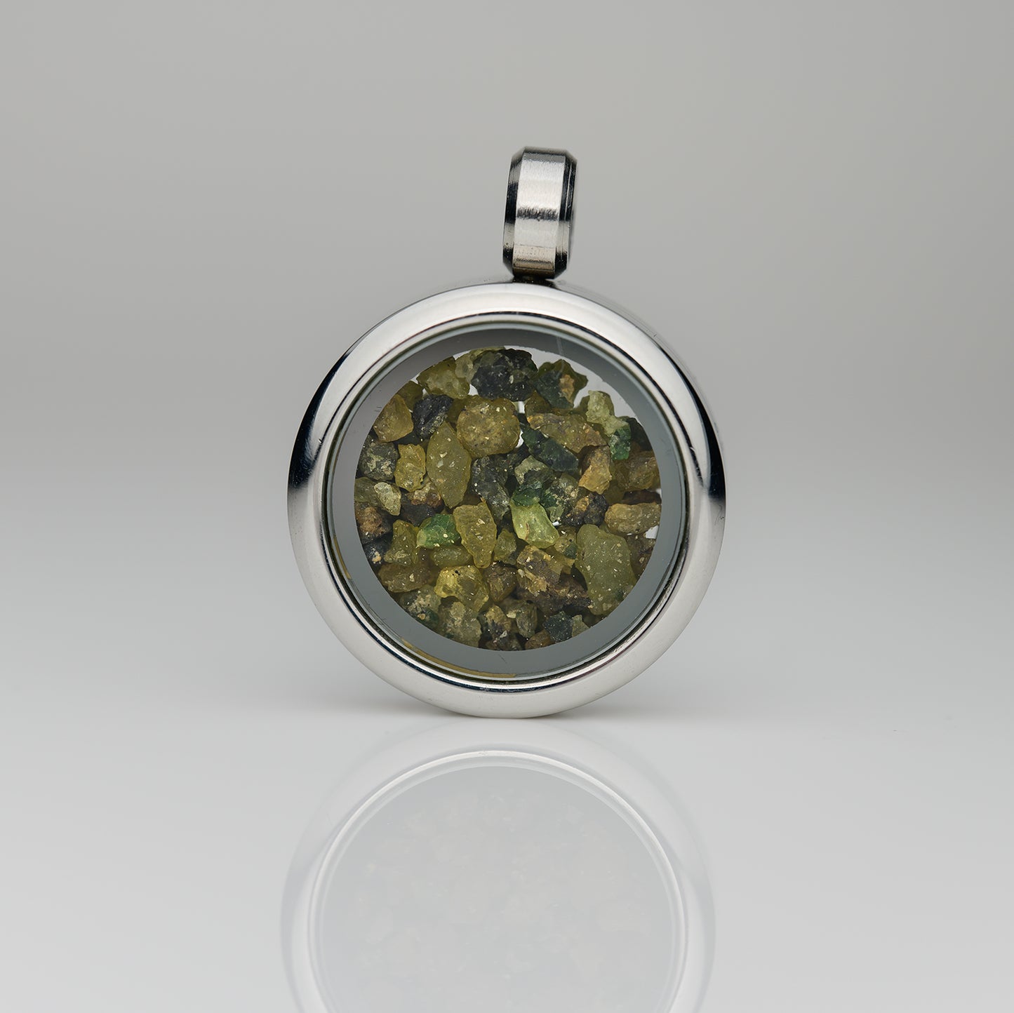 Glasmedaillon Eifel Olivin Peridot