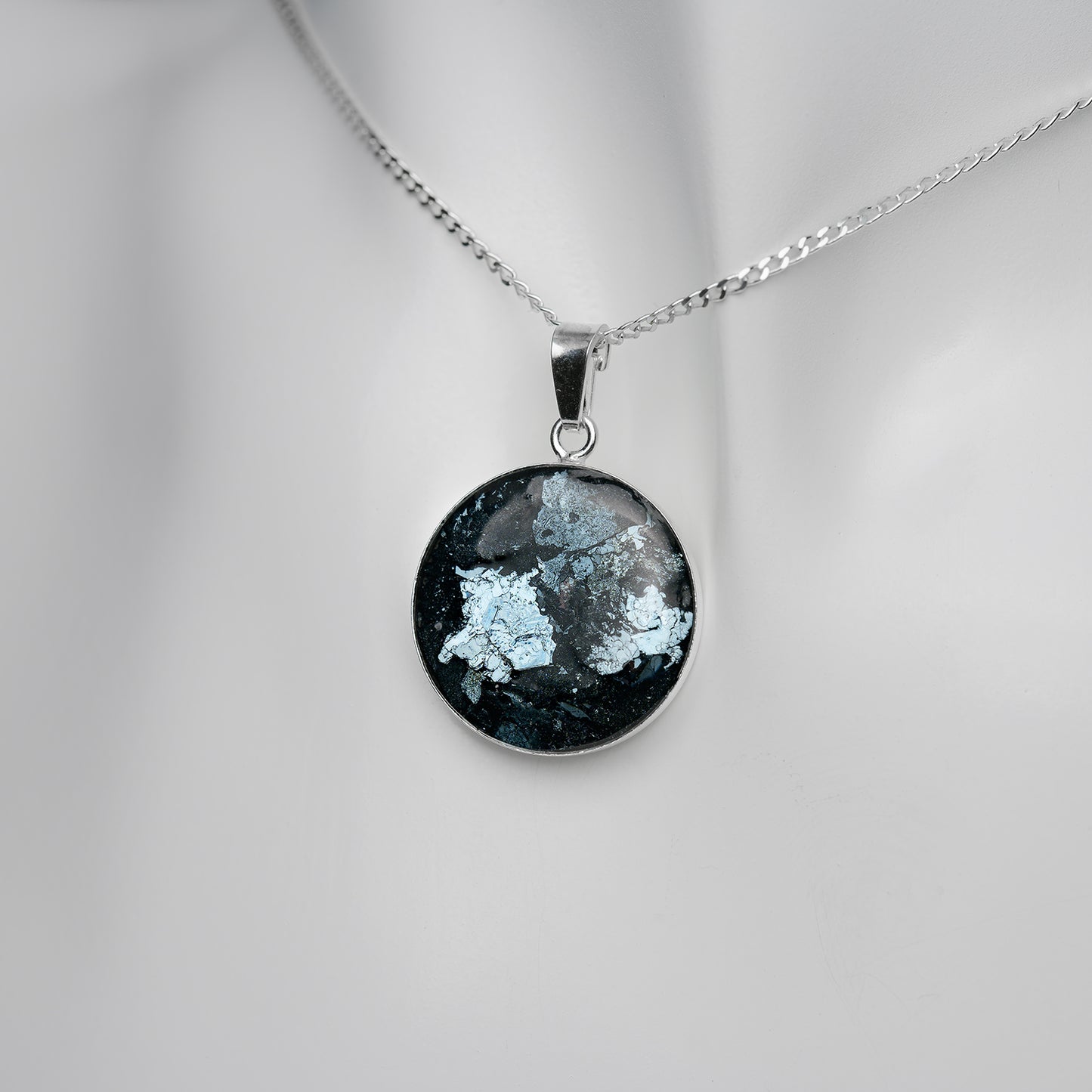 Medaillon 925er Sterlingsilber 20mm mit Eifel Hämatit